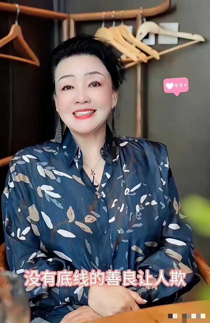 马筱梅说自己住不进婆婆张兰的别墅。张兰如果不这样做，早晚会被儿子逼着去住儿子的小