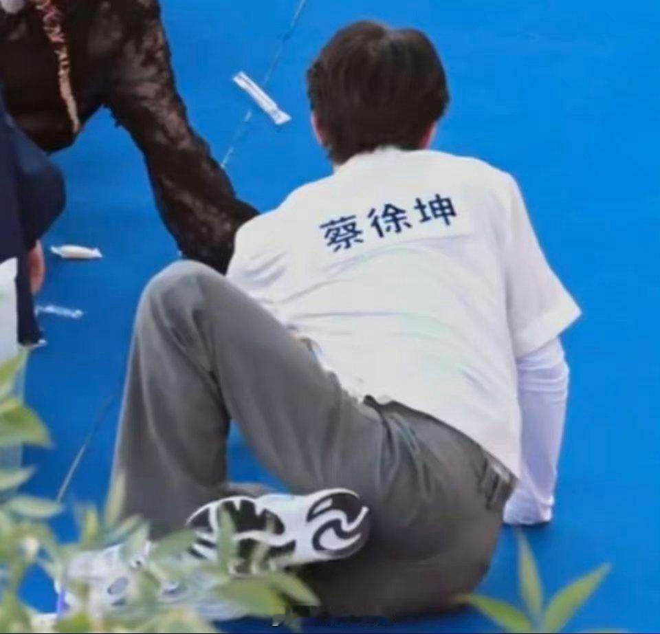 这个姿势我也是服气的