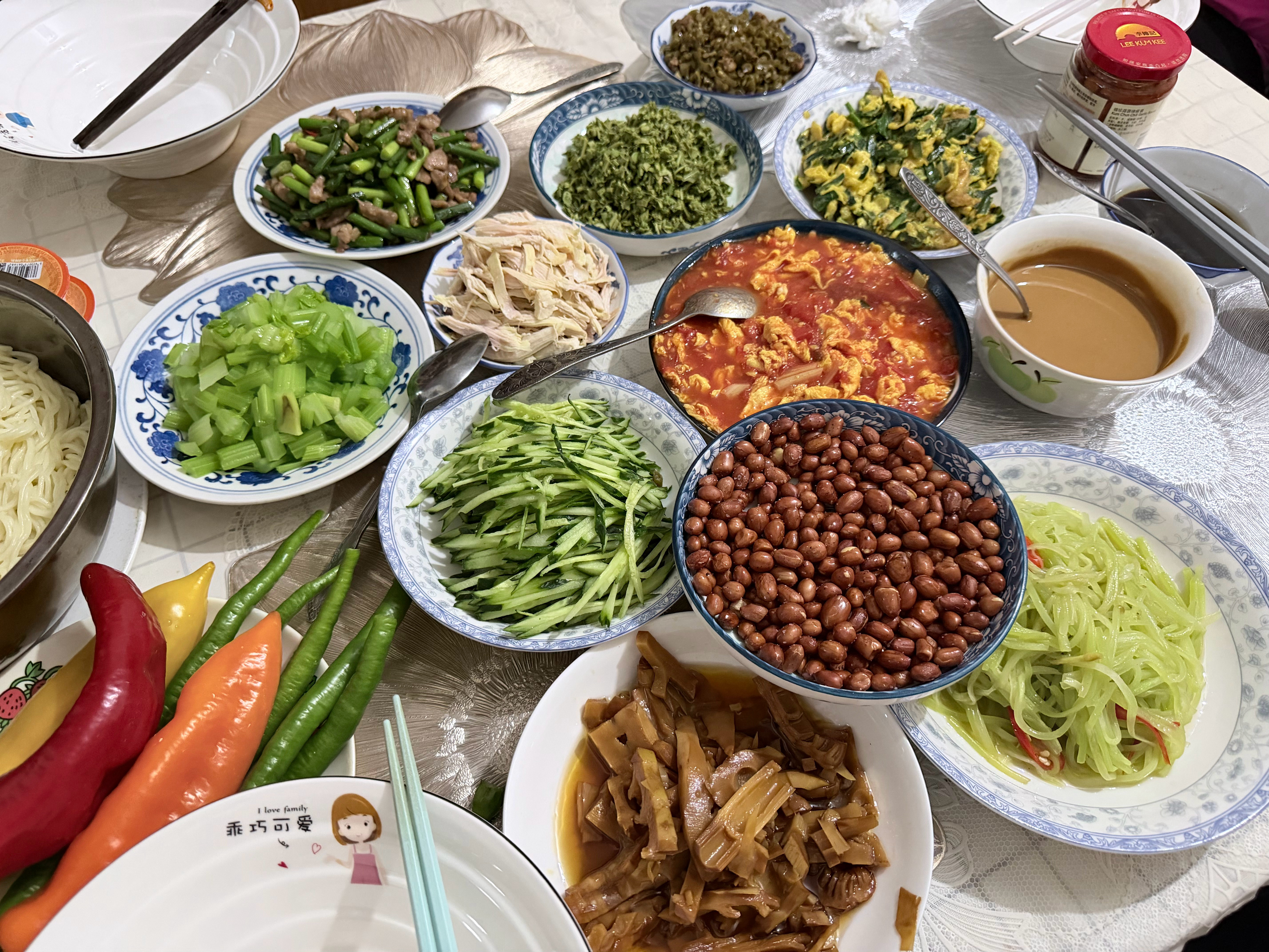 老李家小饭桌今天吃面🈺