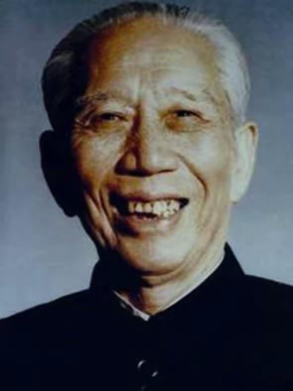 1957年，王震去日本考察，出发前，周总理特意交代：“去了日本，不要买他们的东西