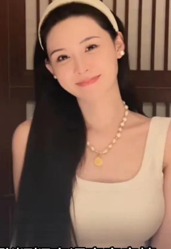 张颖颖终于有了多金男友，现在秀恩爱，感谢汪小菲不娶之恩。张颖颖真的一点不瞒着，