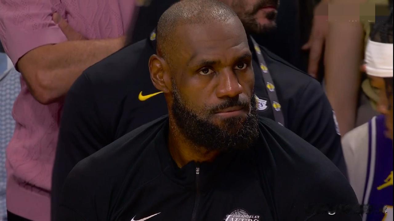 NBA巨星詹姆斯绝对配得上一份顶薪合同！最近美国名记DaveMcMenamin