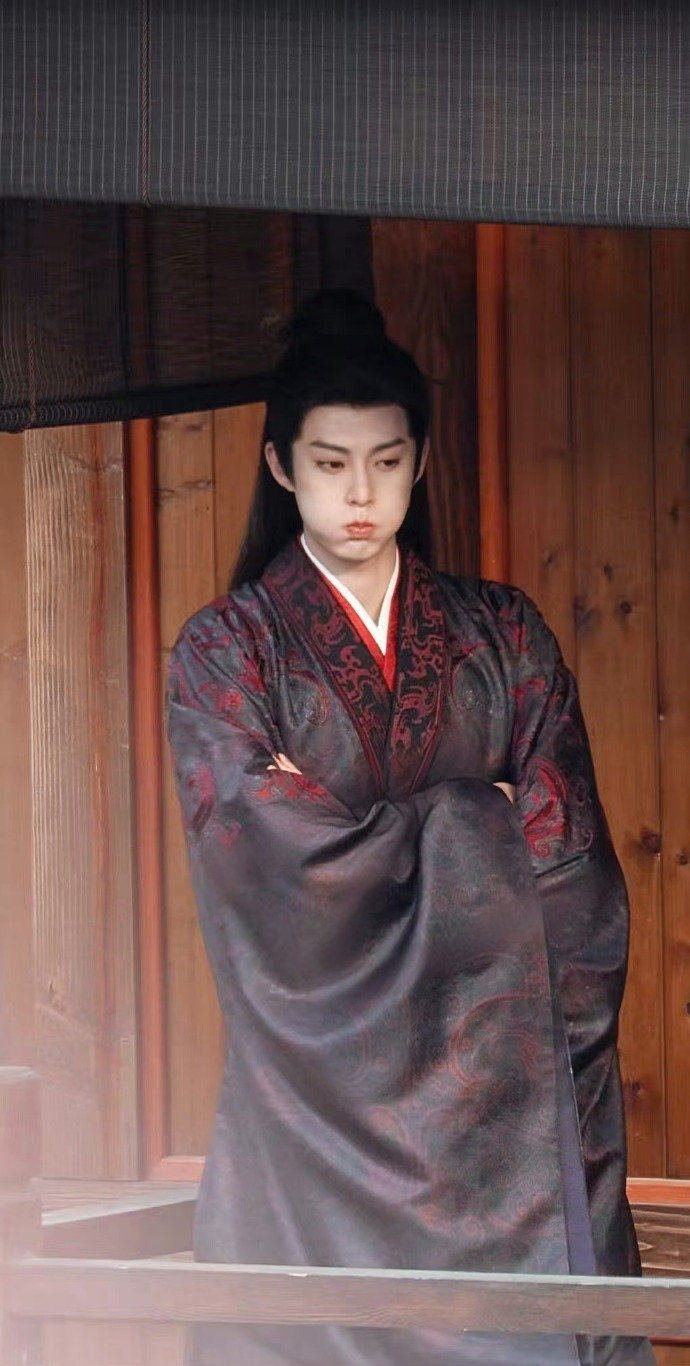 王鹤棣谢景行古装建模脸王鹤棣谢景行簪发面具造型王鹤棣谢景行古装建模脸，王鹤棣