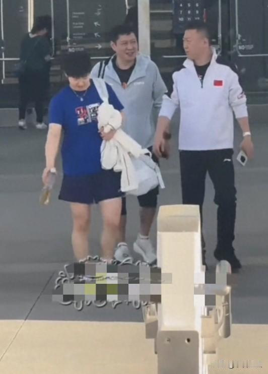 你们发现没？孙颖莎这次美国大满贯，最让人安心的，不是邱贻可全程陪着，而是