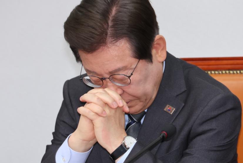 韩国现任总统李在明，最近干了两件直接震动半岛的大事！第一件，直接把三八线前沿