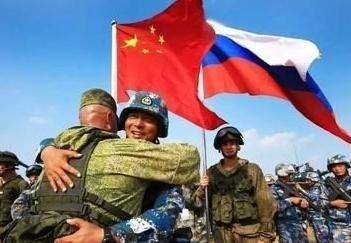 俄罗斯的死穴只有一个，就是中国，一旦中国稳固，俄罗斯的实力就难以被彻底击败。俄乌