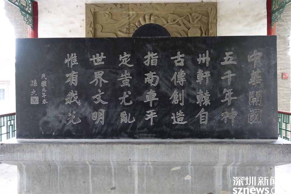 蒋经国回忆，1949年12月上旬在成都的蒋介石，经历了一生中最危险的日子。当时的