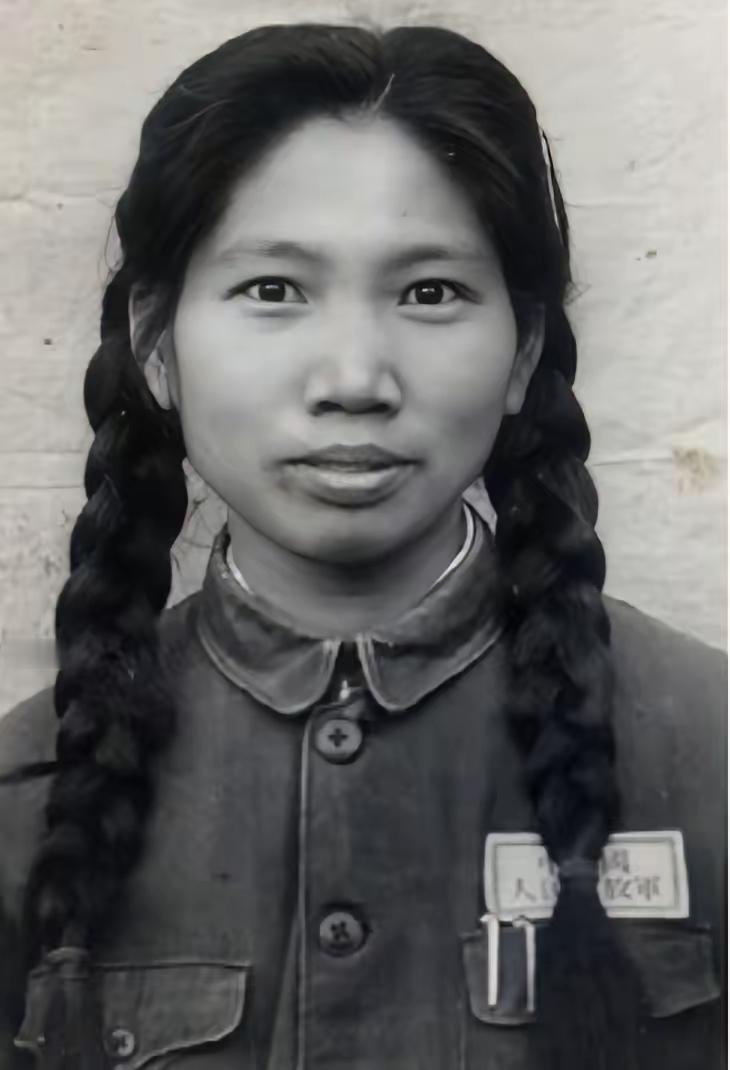 李俊建，湖南人，1950年参加革命，开始在县大队，1951年1月由县大队调至长沙