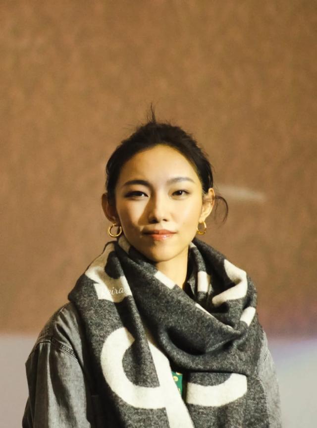 终于搞清楚为什么那尔那茜的通报是昨天晚上发出来的了！因为那尔那茜已经对不起吴