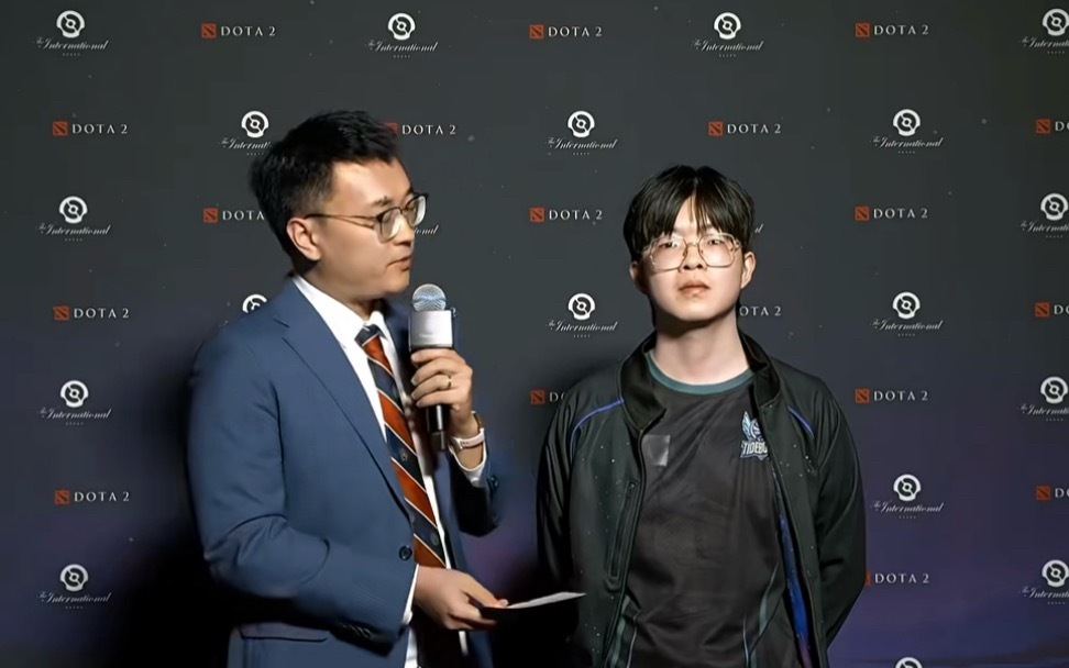 Shiro：我觉得暂时应该没有目标了，这应该是我们五个人最后一场比赛了。dota