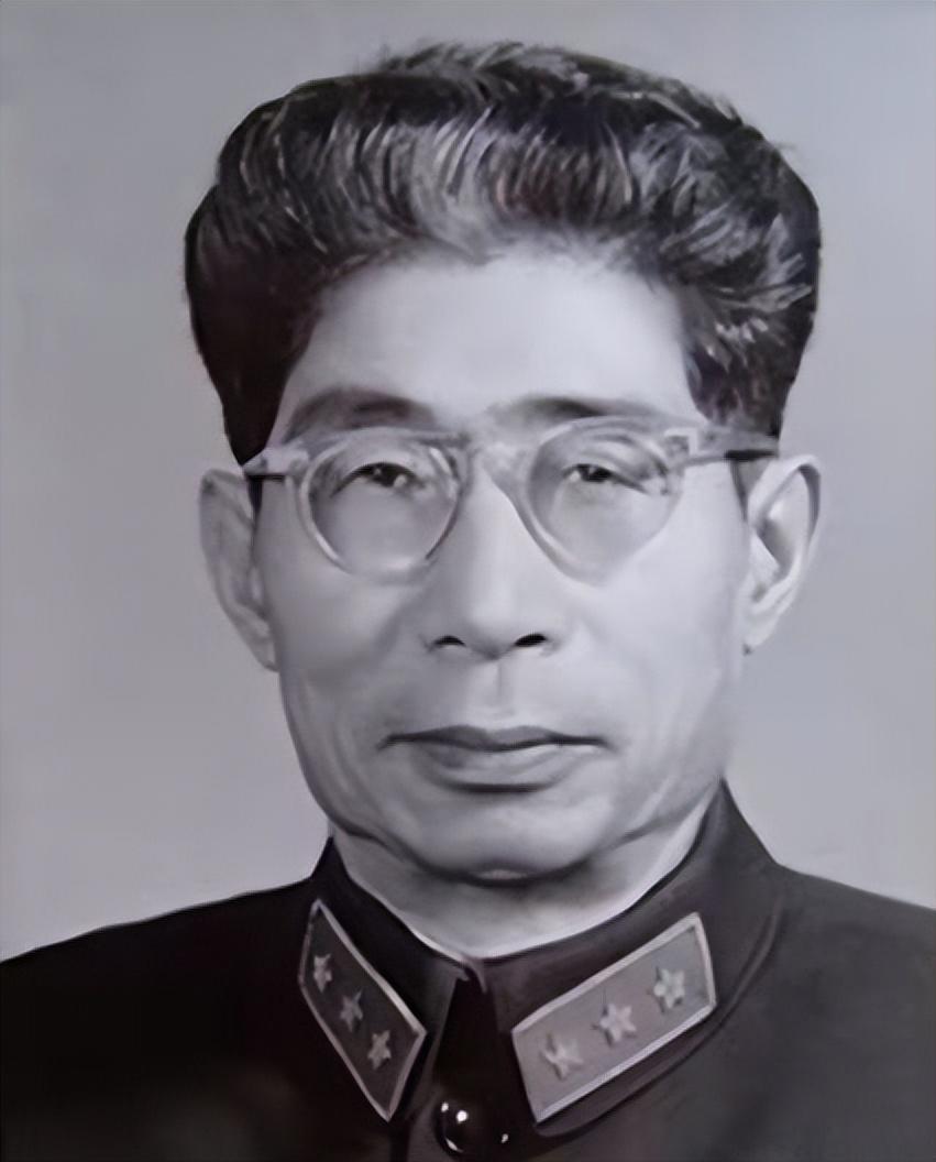 提起开国上将，大家最先想到能征善战的沙场猛将。有一位将军，很少上前线指挥大规模作
