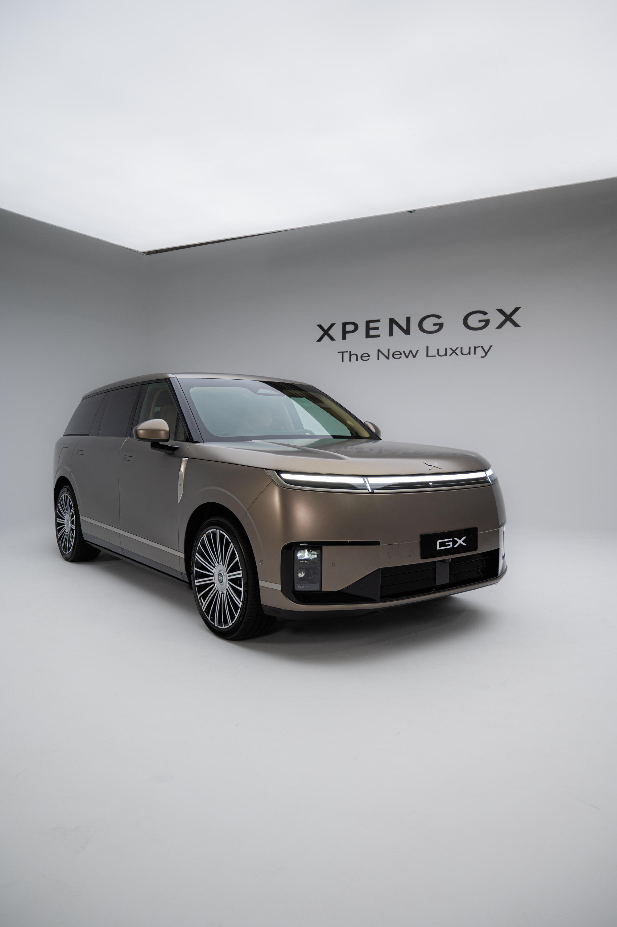 小鹏 GX🚗✅ 优点1.智能配置拉满：搭载4颗图灵芯片，算力高达30...