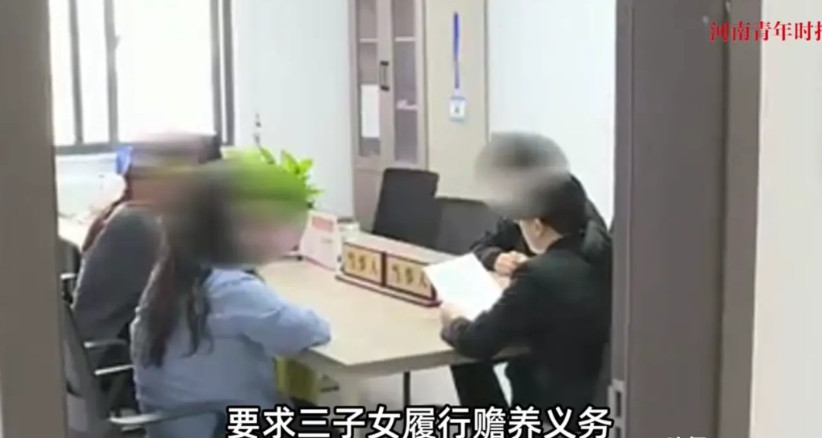 江苏镇江，一女子在40多岁时与丈夫离婚，但一个孩子都没要，3个孩子都留给了丈夫。