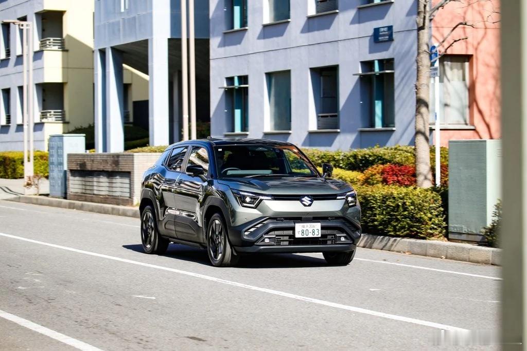 今天日本车乐子：日本品质，印度制造——铃木e维特拉纯电。这车简直就是你日汽车制造