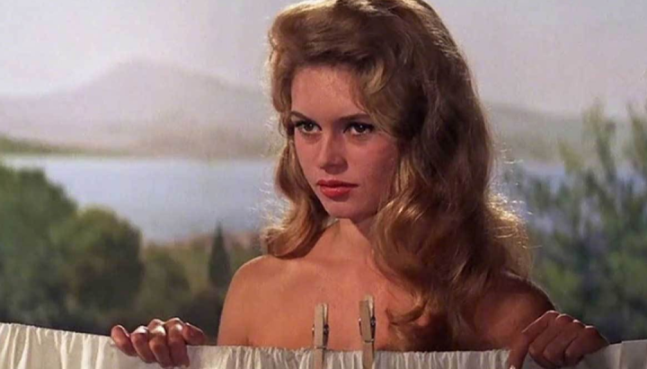 传奇女星去世, 曾与梦露齐名, 马克龙发文悼念