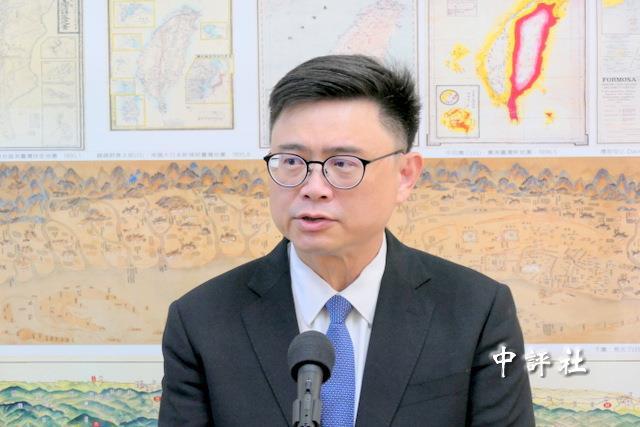 邱毅：赖瑞隆收吸金集团政治献金有猫腻中国国民党高雄市议员许采蓁1日踢爆，民进党