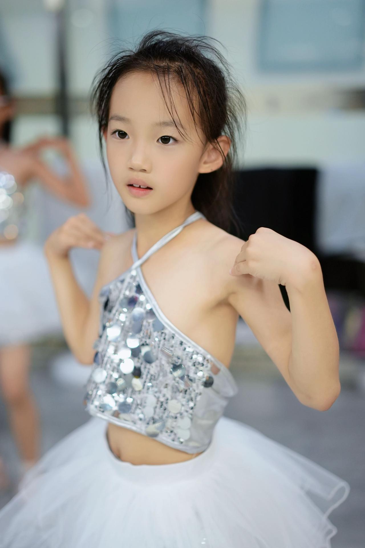 俏皮可爱气质女孩爱美小仙女漂亮宝贝