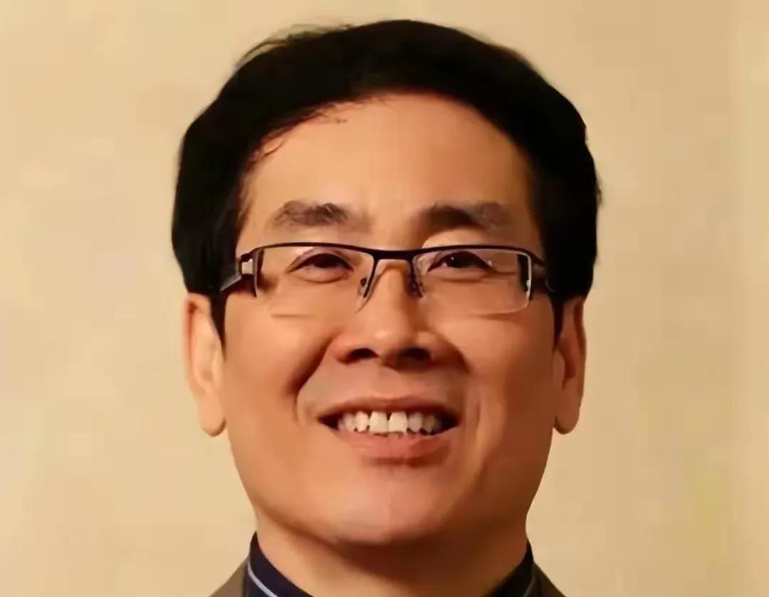 看了宗泽后再次喊话宗馥莉的短文，才体会到宗馥莉母亲说嫁给宗庆后的这番话。通篇读