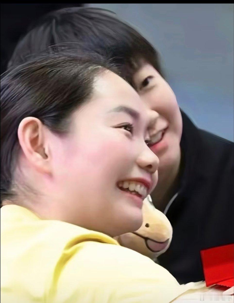 WTT祝何卓佳生日快乐生日快乐佳佳，陪伴是最长情的告白。不管是陪练还是比赛，都是