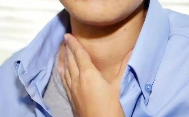许多人一提到甲状腺癌，脑海中浮现的往往是脖子上的肿块，然而，这个看似“远离”我们