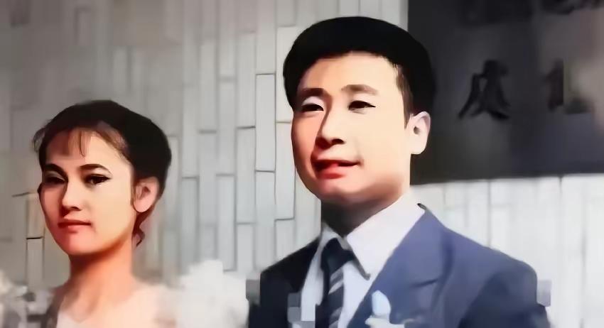 1983年，曾叛逃到台湾的飞行员王学成结婚了，在婚礼上，王学成开心极了，但与他站
