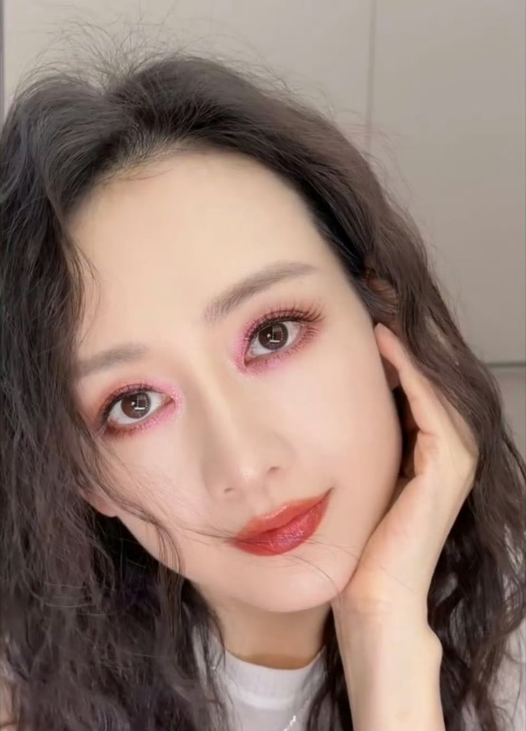 王鸥眼妆全靠脸撑着，王鸥这眼妆果然只有她的颜值能驾驭​​​