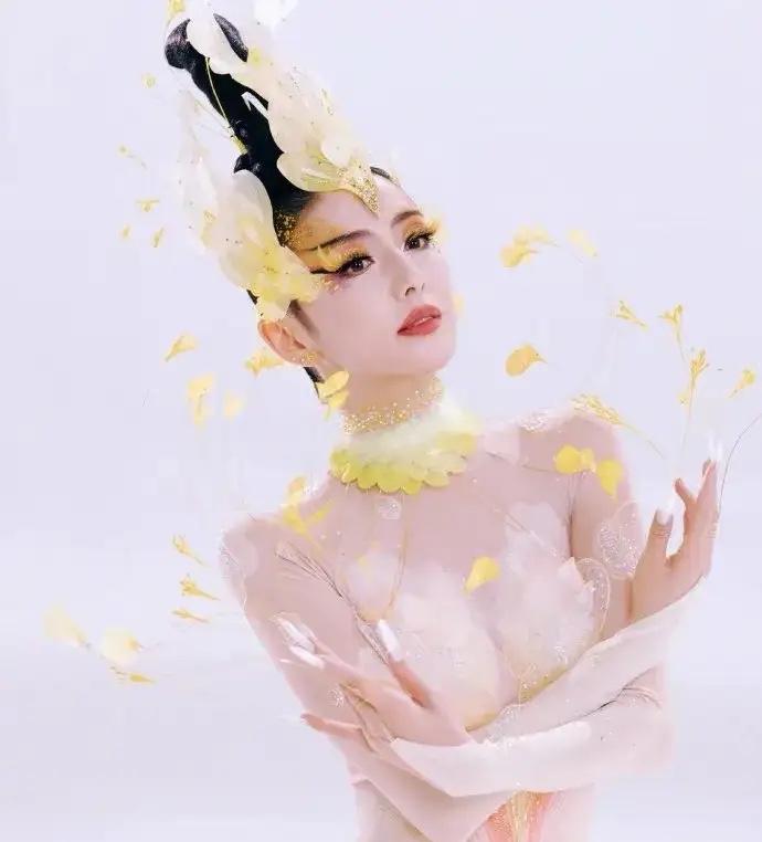 我估计陈思诚现在心情，怕是全网最复杂的了。不是事业不顺，而是他大概没料到，离婚