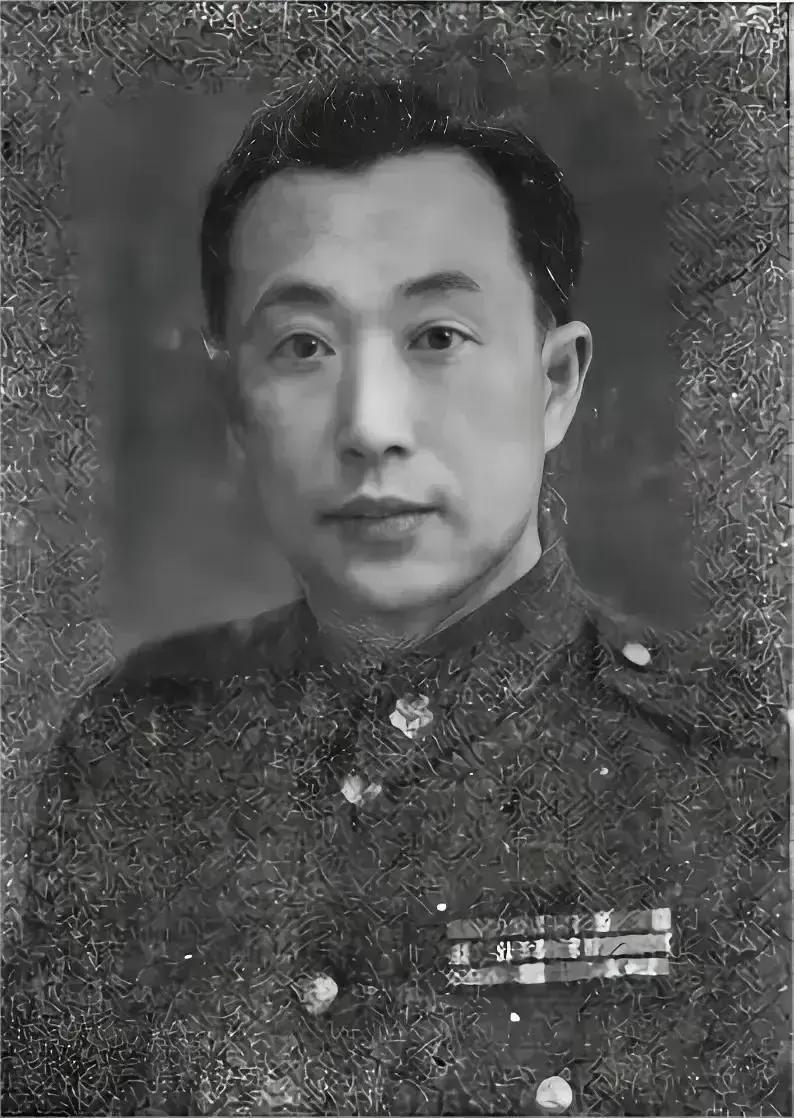 1952年，残军师长李国辉来到了泰国曼谷，见到李弥夫妇挥金如土的场景，在回到金三