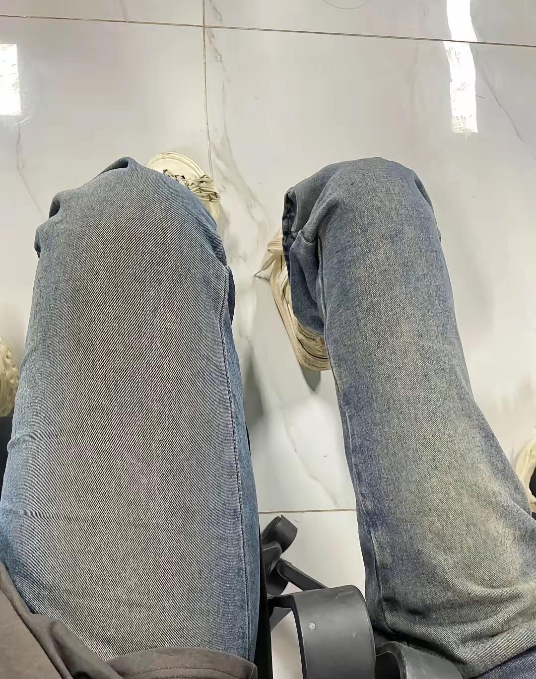 我跟前任分手，就因为我太瘦，他妈说我生不出儿子，真笑死人了。​​分手才三个月，