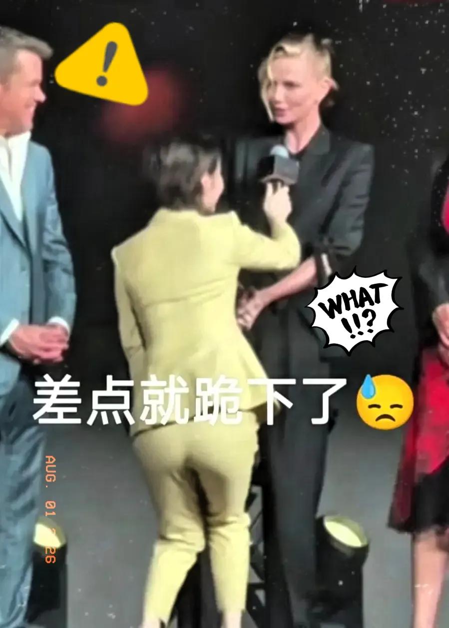 上海那位女主持人的事，这两天闹得沸沸扬扬。面对外籍嘉宾，她那个“屈膝”采访的姿势