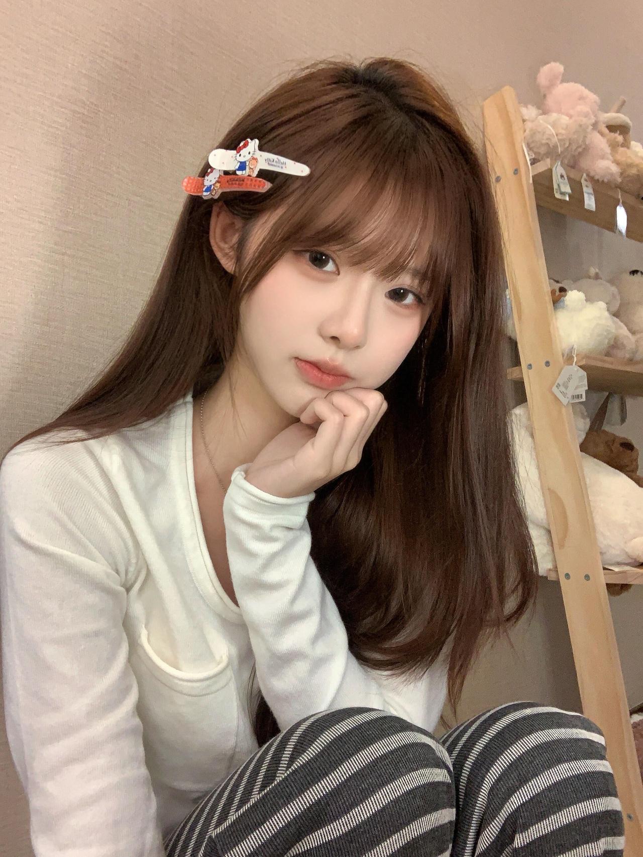 晒图笔记大赛你咋整的咋一叹气就有人哄你染发库存！还是很有松弛感滴