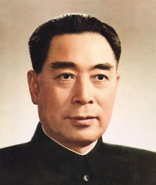 “我是周恩来同志曾经的妻子，我想见见他，麻烦帮我通报一声？”1953年，一位妇女