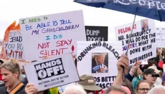 美国人终于明白了一个道理：只要不和中国打关税战，和其他的国家、地区、团体都可以打