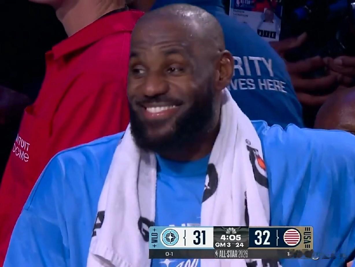 认真模式！伦纳德谈詹姆斯：“他的补扣非常关键。”“还有他的防守很积极。”