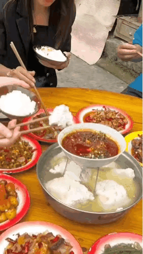 这个看起来很好吃的样子，很开胃。