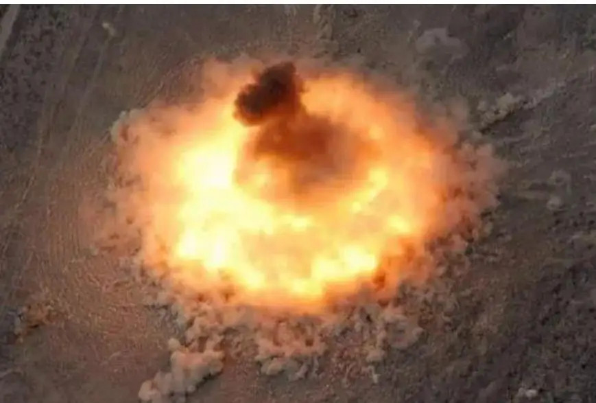 每天认识一件兵器南华早报那个所谓的“非核氢弹”，太彻蛋了。氢化镁通过一点常规炸