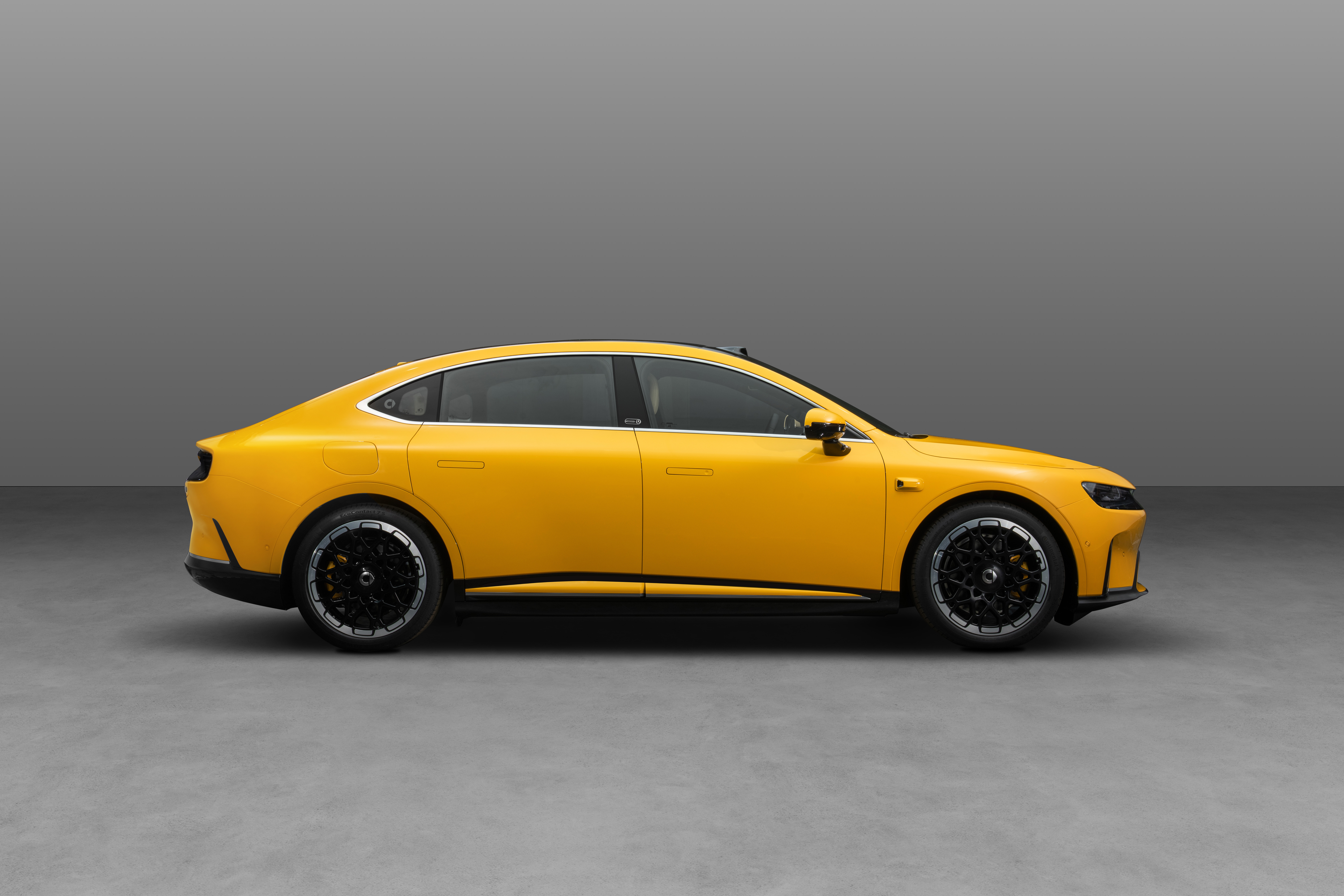 号外号外！小车之王smart要做轿车了？12月5日，smart首款豪华掀背轿车精