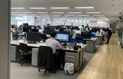 为什么日本出不了DeepSeek？“你把DeepSeek用软盘拷贝给我吧，我