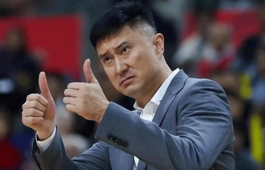 杜锋的情商就是高，接受采访时，杜锋被问到了比赛结束之后的潜力赛，他非常支持，也非