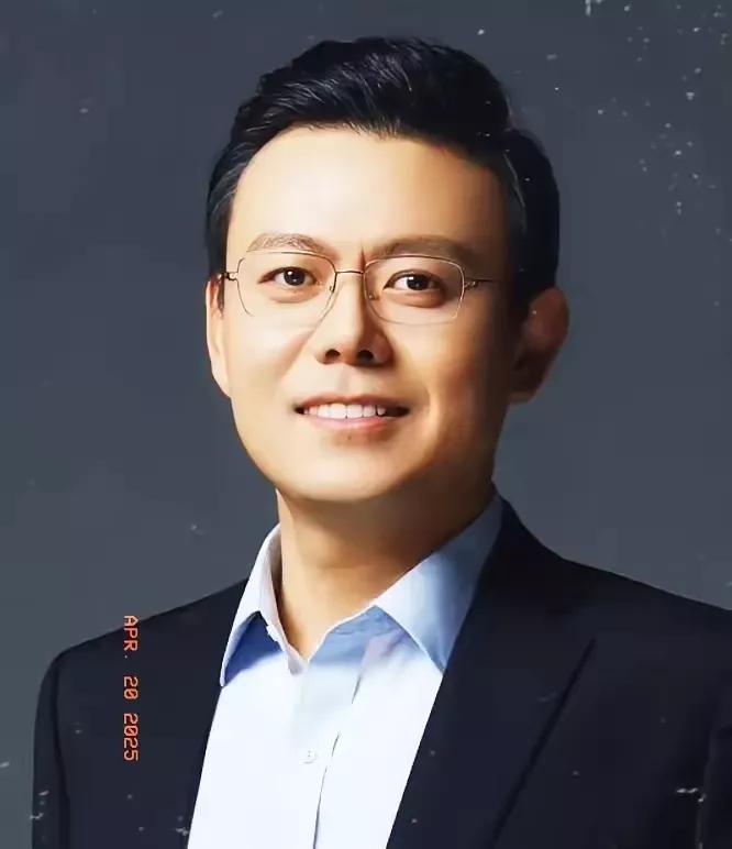 宫琳教授对男生太“好”了！如果谁对自己老婆也这么好，那他是个标准好男人…他经