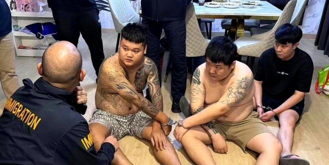 “太可怕了！”泰国警方深夜突入一栋别墅后，眼前的一幕让人心惊。三名中国女子被困其