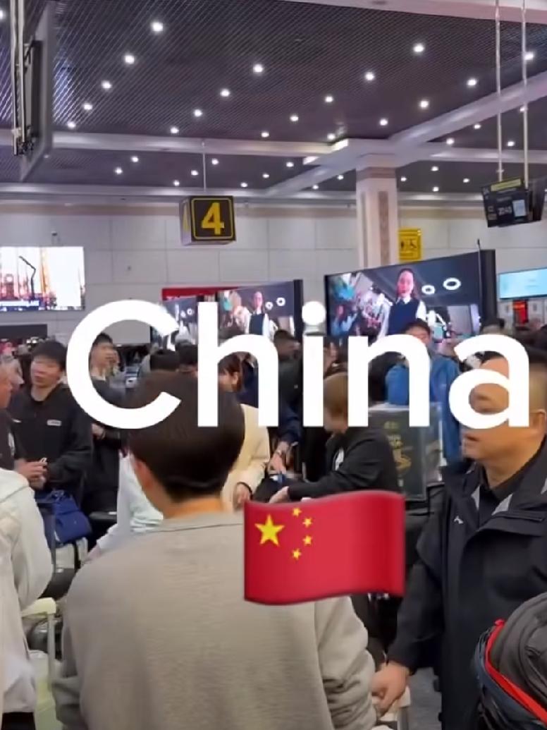 中国队和日本队已经抵达塔什干！2026年乒乓球亚锦赛将于10月19日在乌兹别克