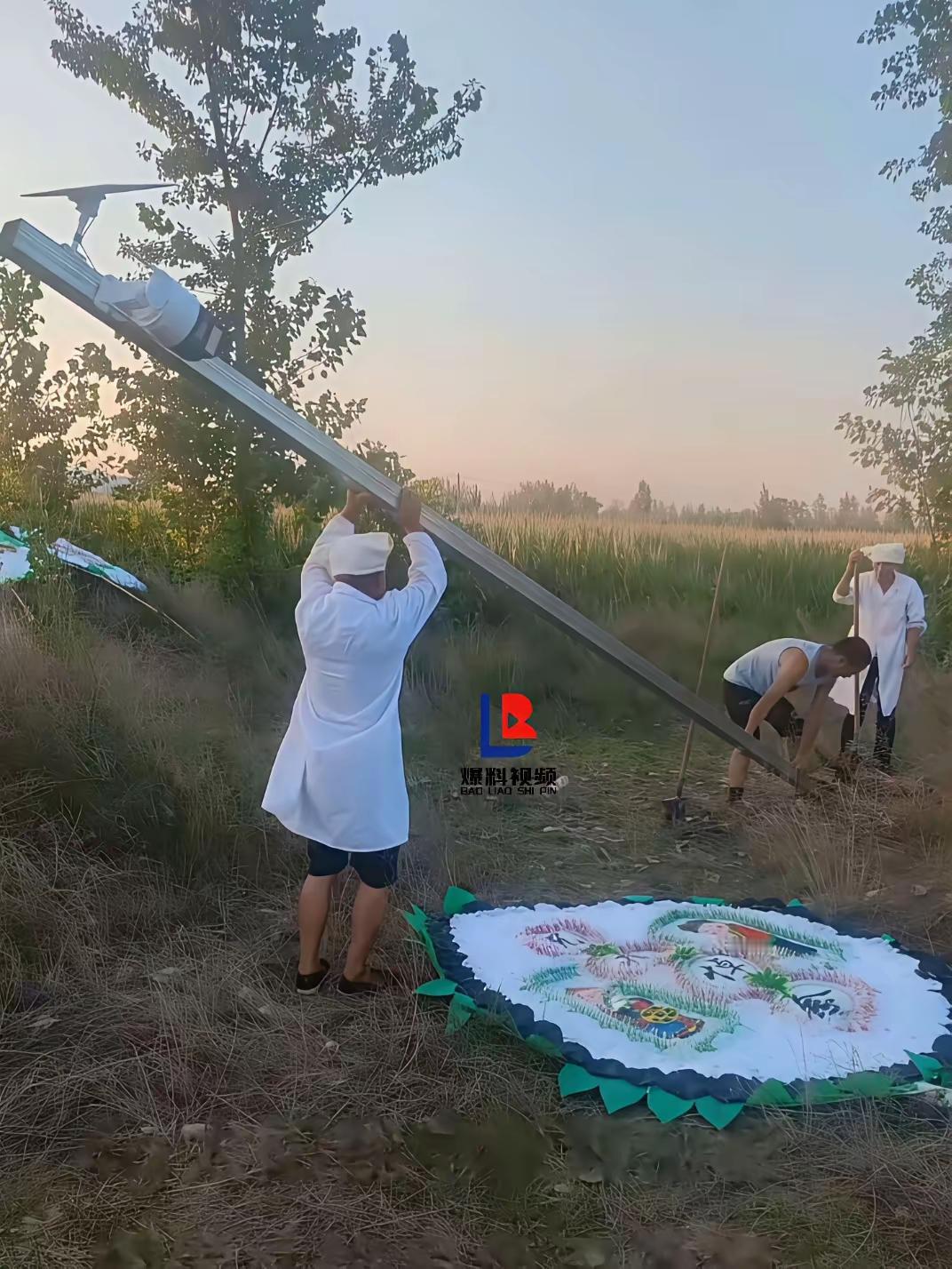 山西省个别坟头装监控。你肯定是不会理解。主要怕偷尸体。因为当地盛行配阴婚。一具女