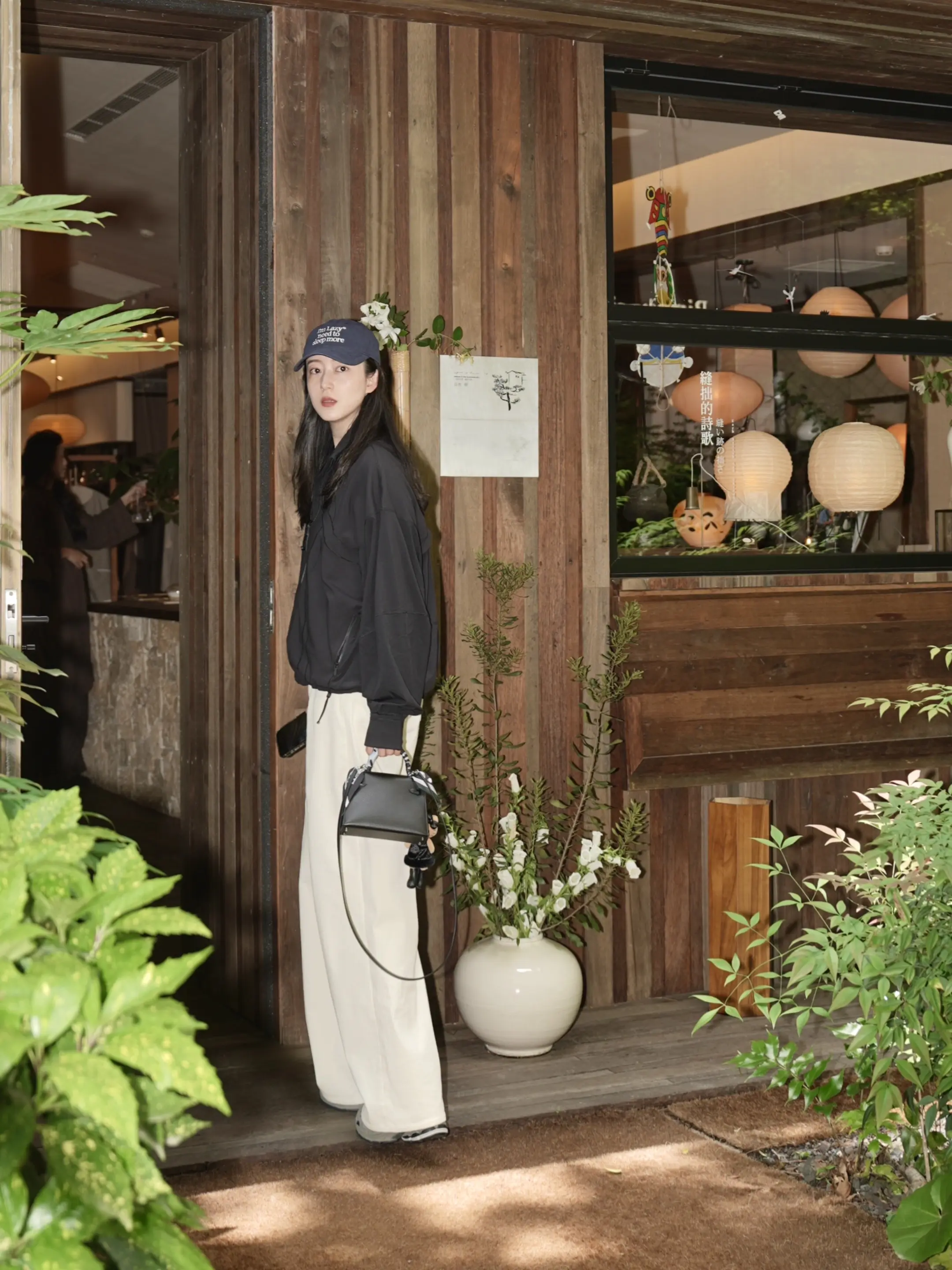 今天长这样 元气满满的一天 春日阳光 交出你的春日ootd 快乐小狗