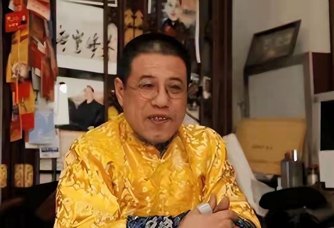 乾隆的孙子，直到现在还过着曾经皇室一般的生活，家里豪华奢侈清王朝统治了东