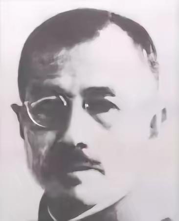 1945年5月，空袭日本本土的十几名美军飞行员被日军抓获，日酋横山勇下令处死其中