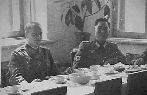 汪精卫干不过蒋介石的原因，除了没军权，其中最重要的是广东的财团，无法和江浙财团抗