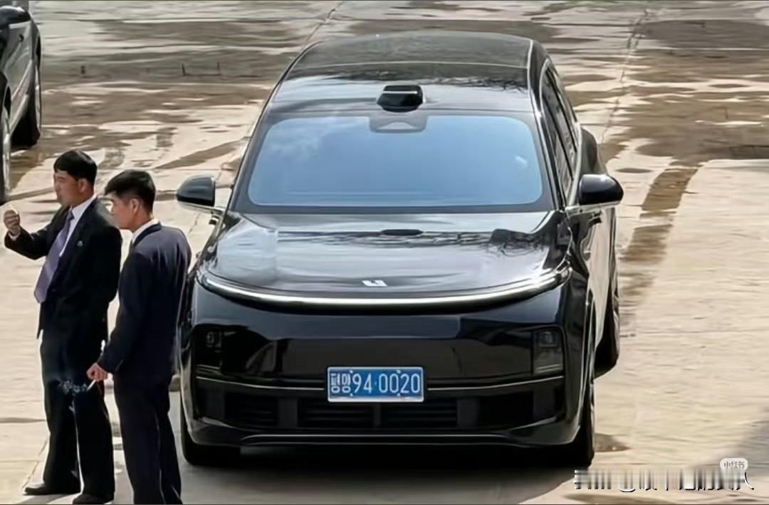 看车牌号！想知道，在那边，这车一般什么级别的人使用？[捂脸哭]