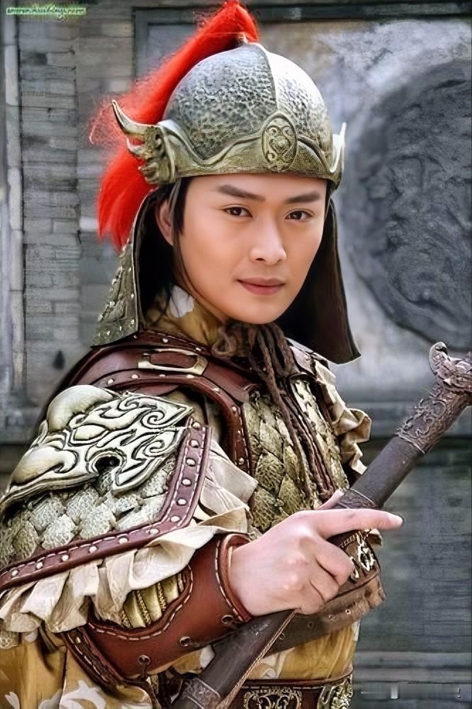 为什么隋末小说都喜欢用秦琼做主角呢，他应该是唯一能够串起整个时代的人物，经历实在