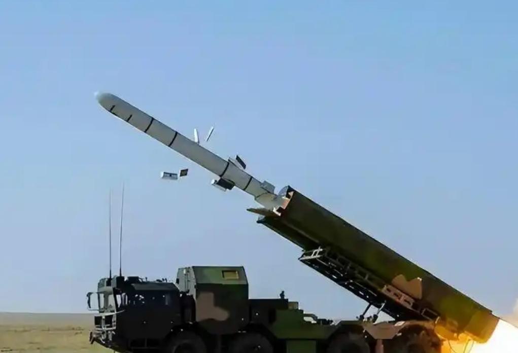 如果一枚东风41命中美军航母甲板，那航母会沉吗？说句实话吧，东风41还真没办法击